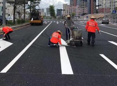 熱熔標(biāo)線施工溫度要求？道路標(biāo)線施工廠家為你介紹